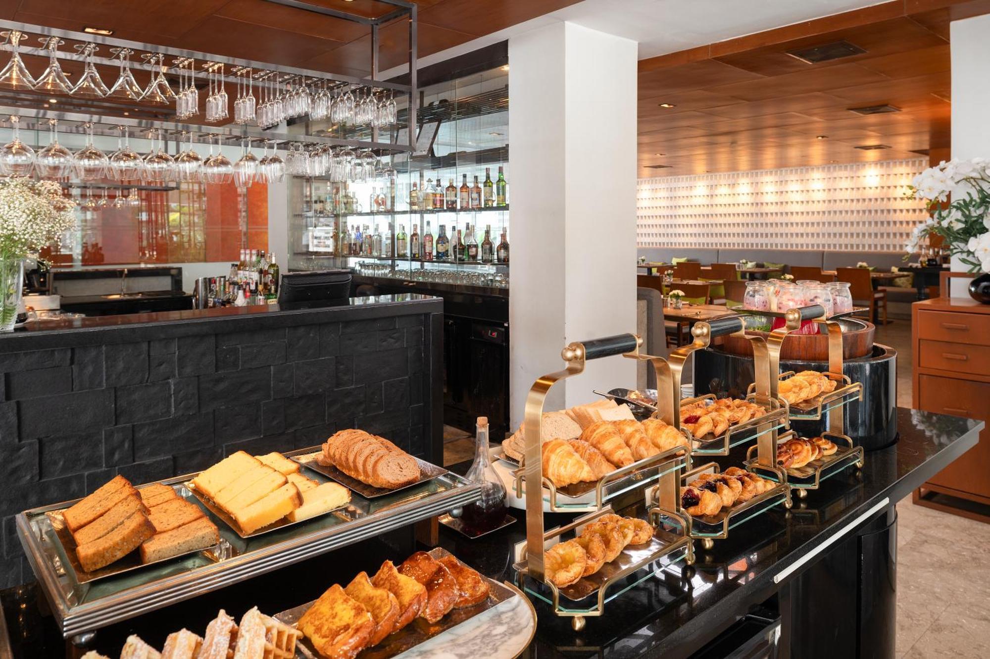 Woodlands Suites Serviced Residences - Sha Extra Plus Pattaya Εξωτερικό φωτογραφία