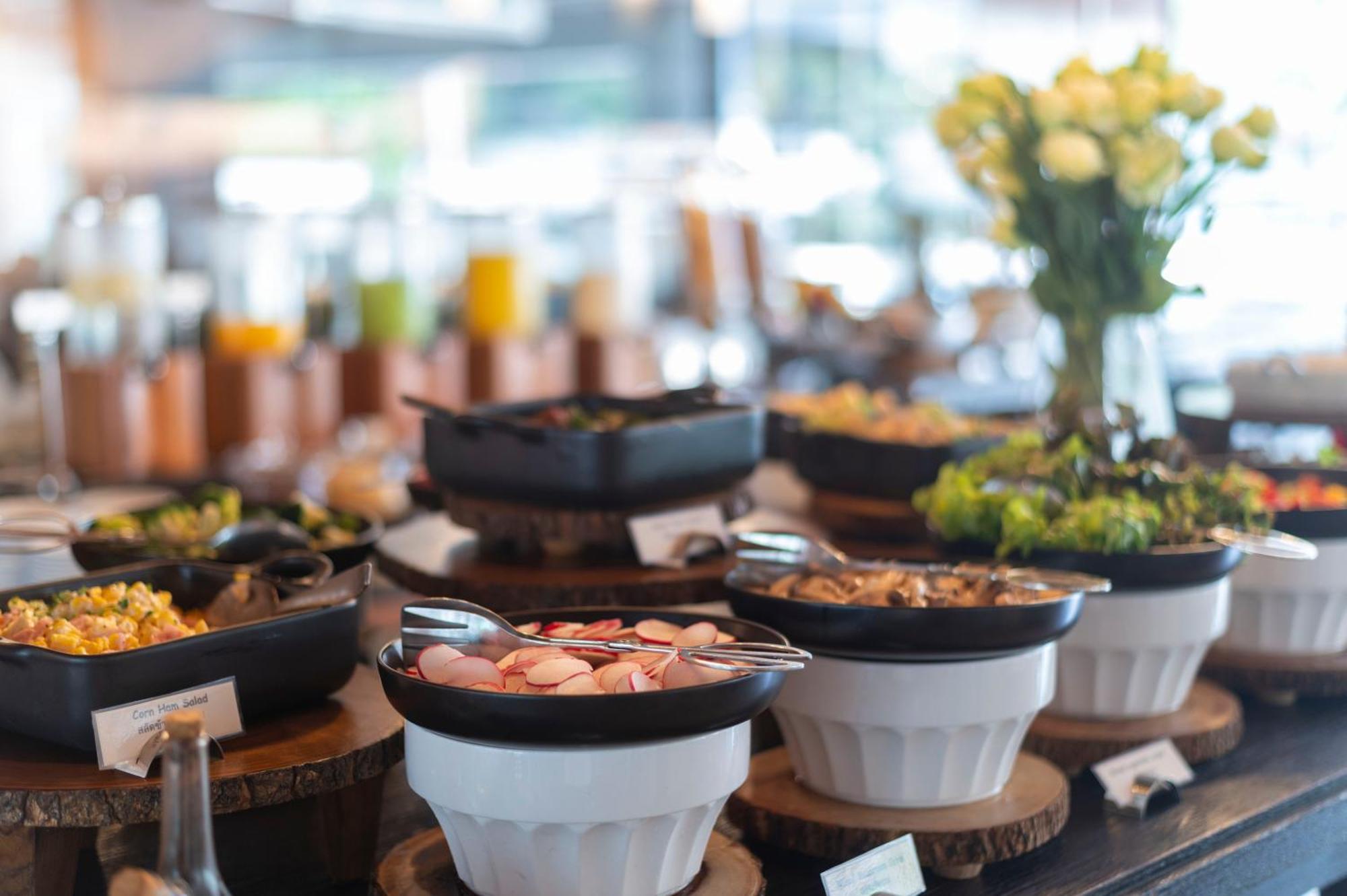 Woodlands Suites Serviced Residences - Sha Extra Plus Pattaya Εξωτερικό φωτογραφία